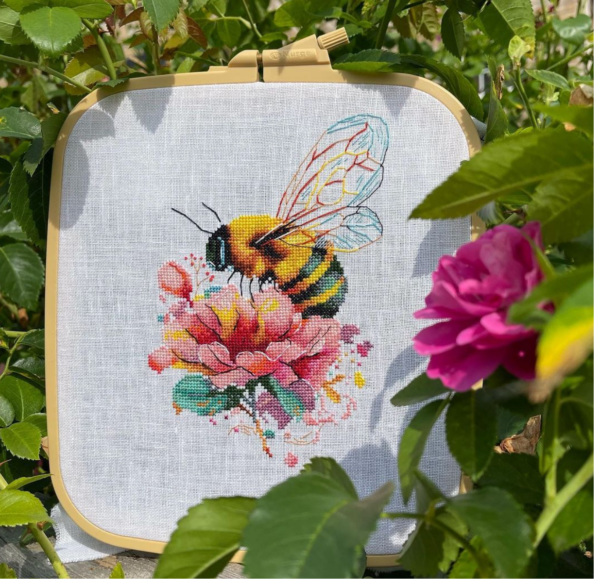 Peony and Bee Cross Stitch Pattern (PDF) – Floral Embroidery Design, Botanical Needlework Chart