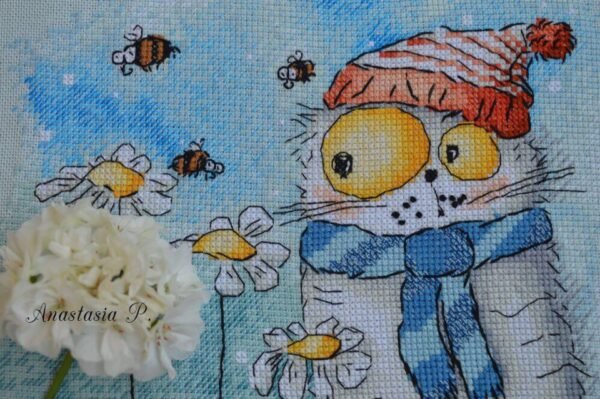 xswl8crFWFs Finishe embroidery featuring a whimsical chamomile cat with bees and floral details in soft bright colors